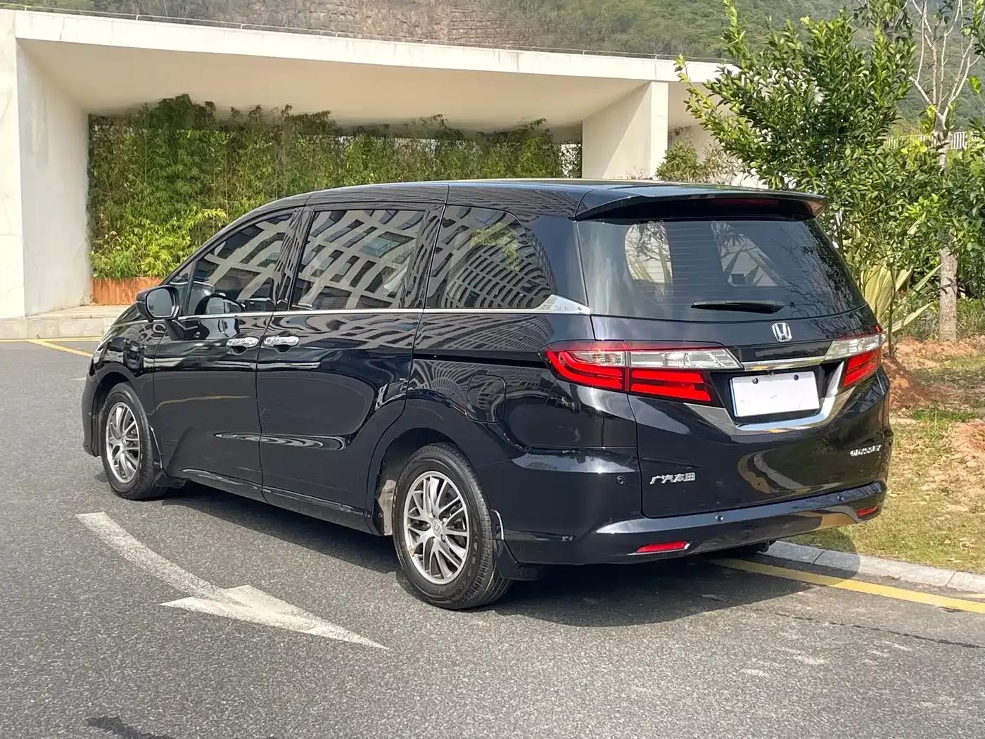 2018 Odyssey 2.4L Comfort Edition — миниатюра 4