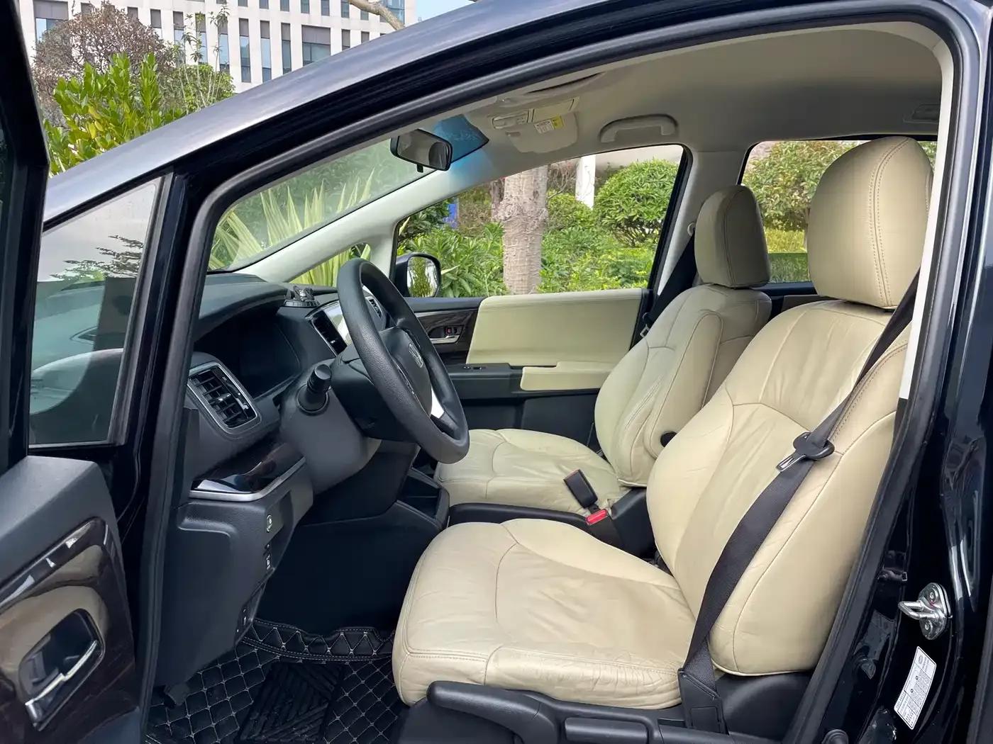 2018 Odyssey 2.4L Comfort Edition — миниатюра 7