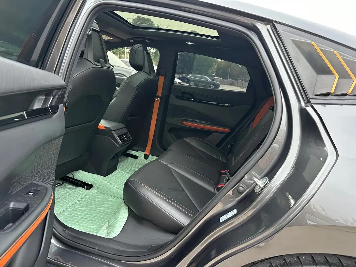 Changan UNI-V 2023 1.5T Premium Edition — миниатюра 10