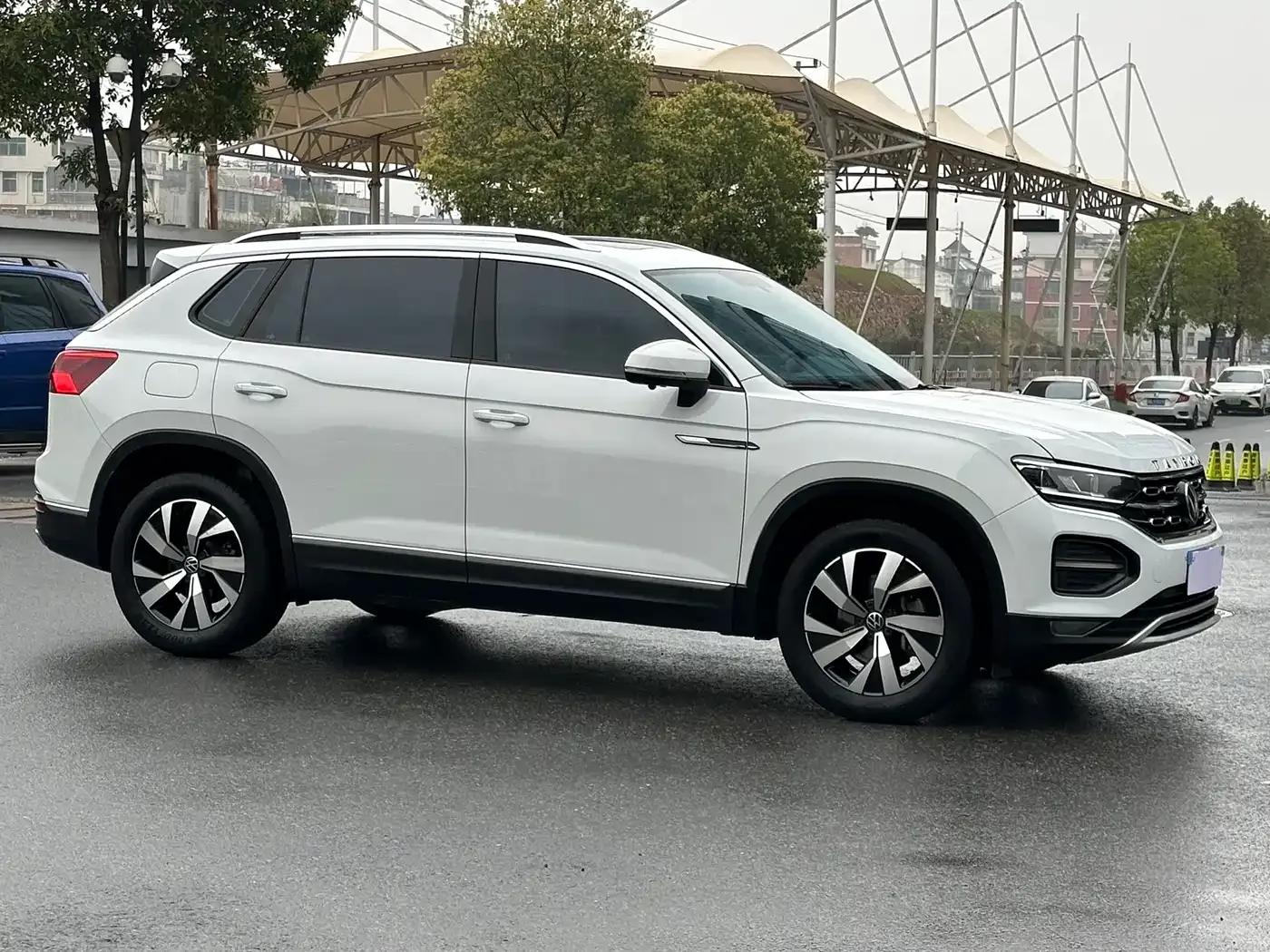 Tayron 2022 330TSI 2WD Luxury Intelligent Edition — миниатюра 3