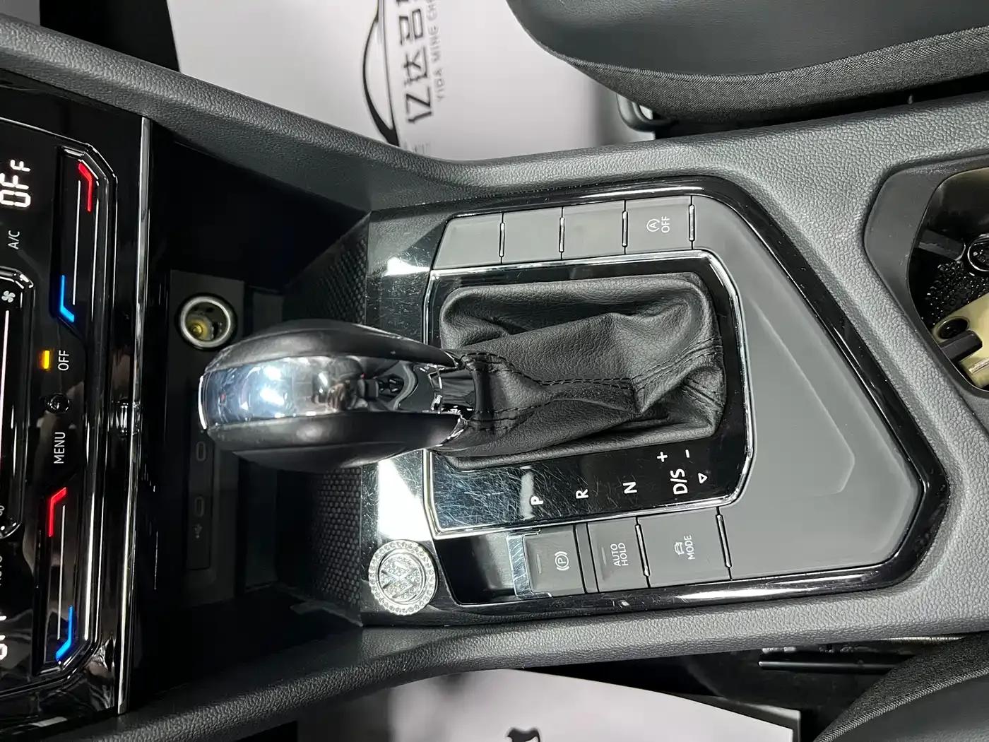 Tharu 2022 280TSI 2WD Luxury Edition — миниатюра 14