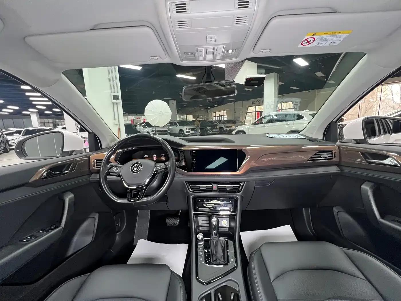 Tharu 2022 280TSI 2WD Luxury Edition — миниатюра 20