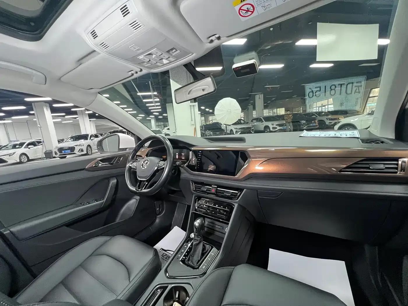 Tharu 2022 280TSI 2WD Luxury Edition — миниатюра 21