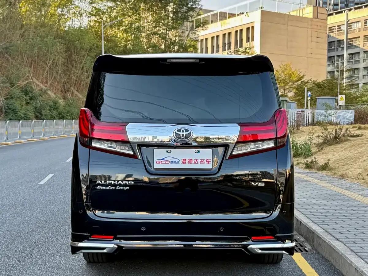 2015 Alphard 3.5L Luxury Edition — миниатюра 5