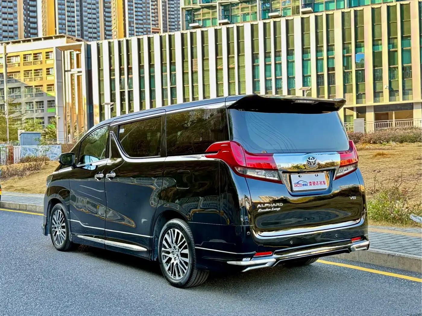 2015 Alphard 3.5L Luxury Edition — миниатюра 6