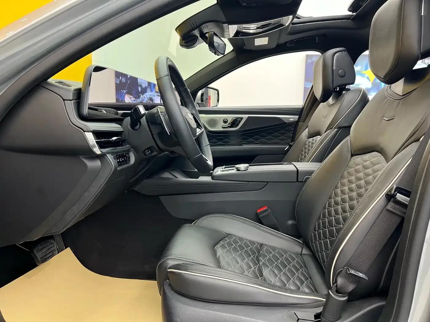 2023 Cadillac CT6 28T Premium — миниатюра 7