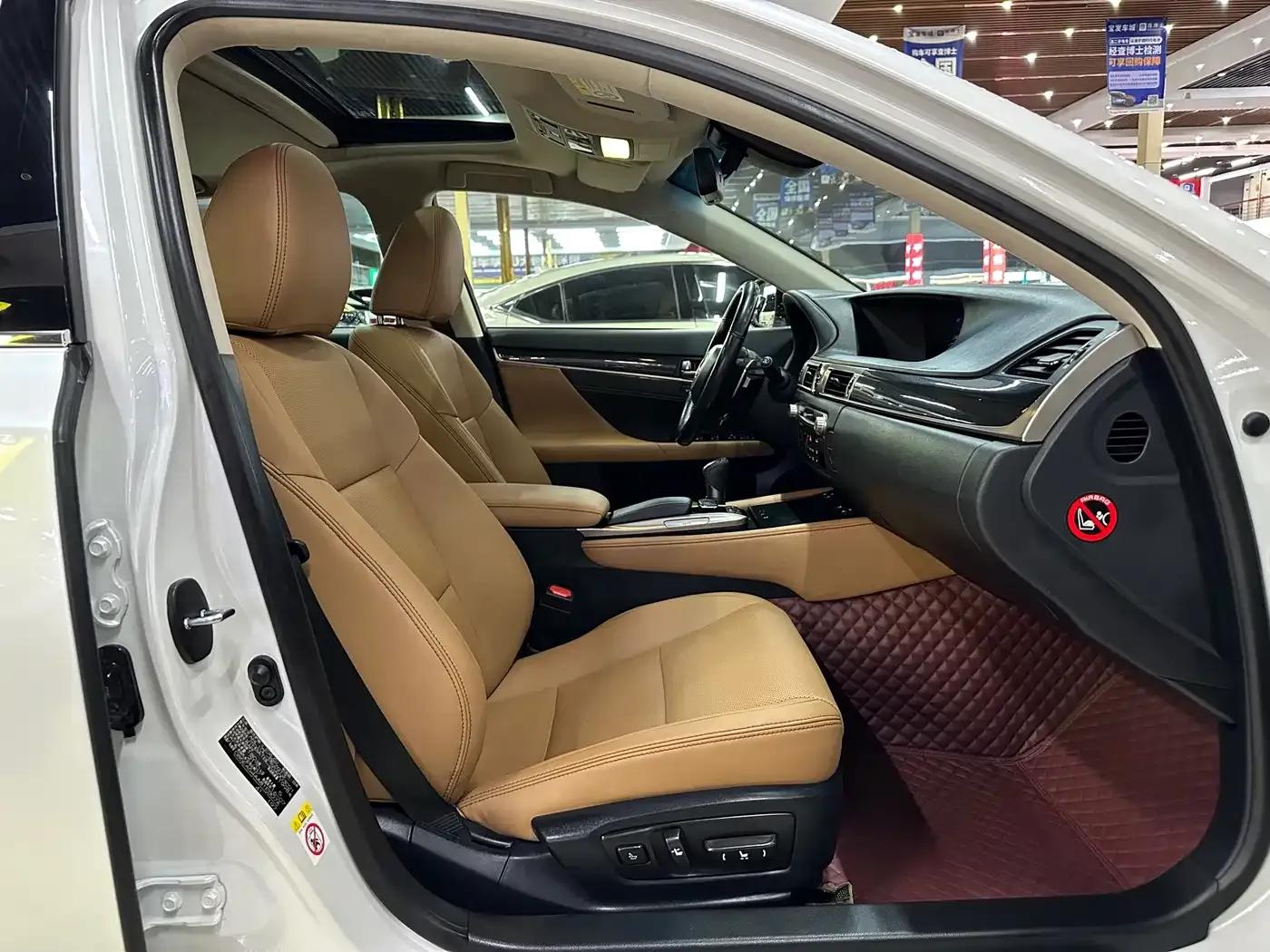 Lexus GS 2016 200t Leading Edition — миниатюра 13