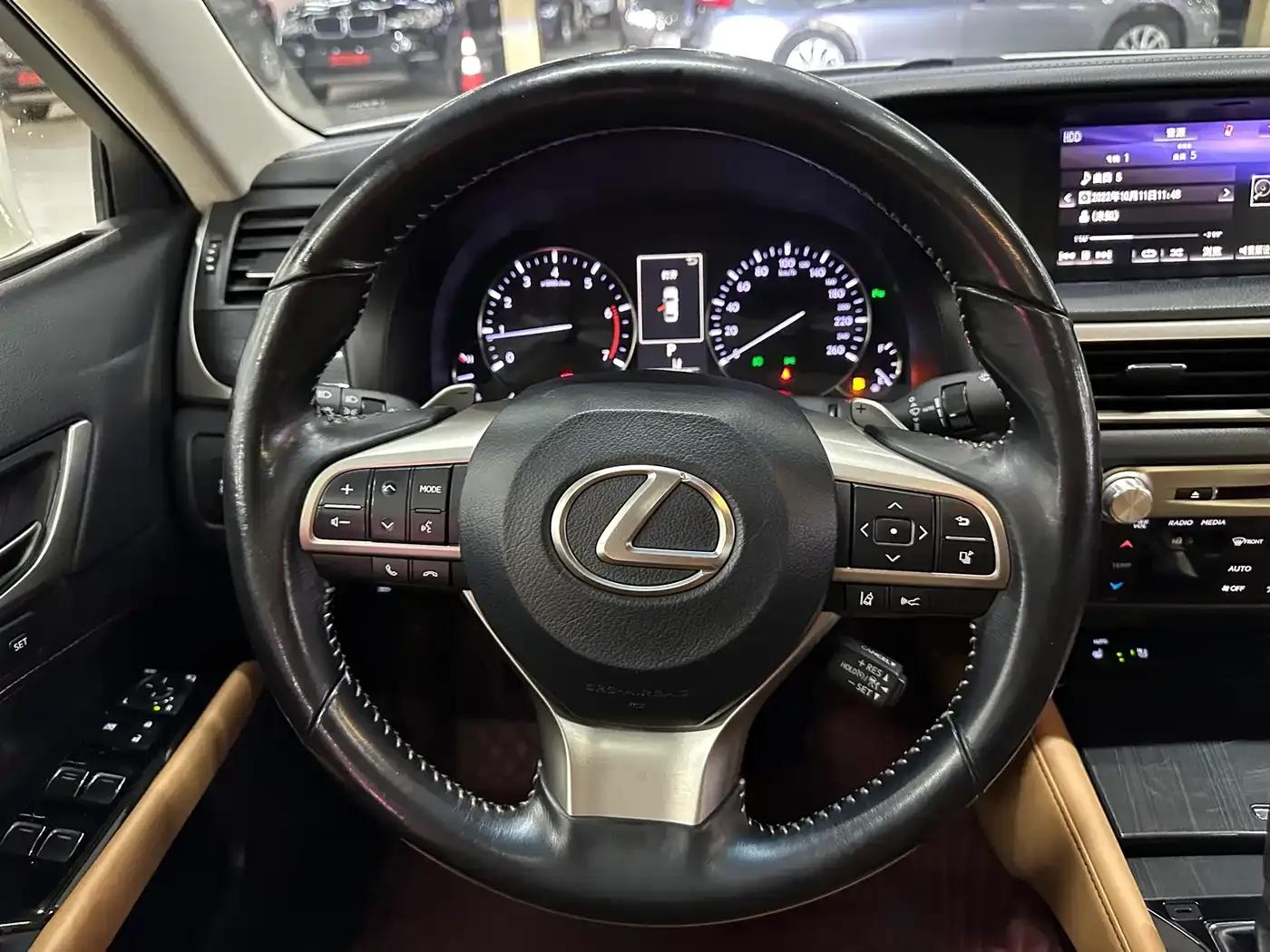 Lexus GS 2016 200t Leading Edition — миниатюра 10