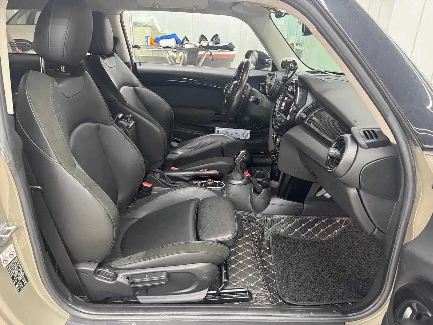 MINI 2019 2.0T COOPER S Artist — миниатюра 7
