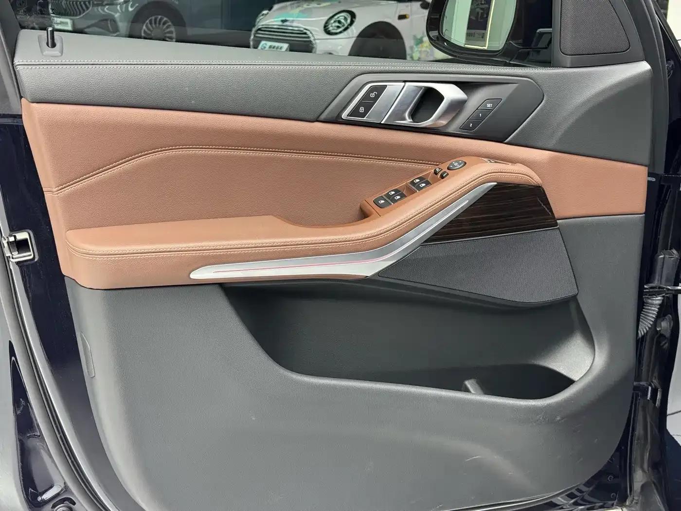 2020 BMW X5 xDrive30i M Sport Package (Imported) — миниатюра 10