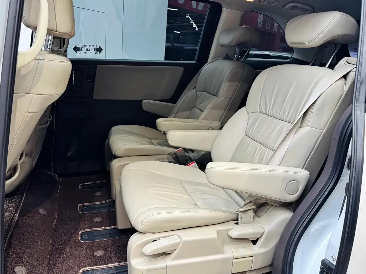 2017 Odyssey 2.4L Luxury Edition — миниатюра 10