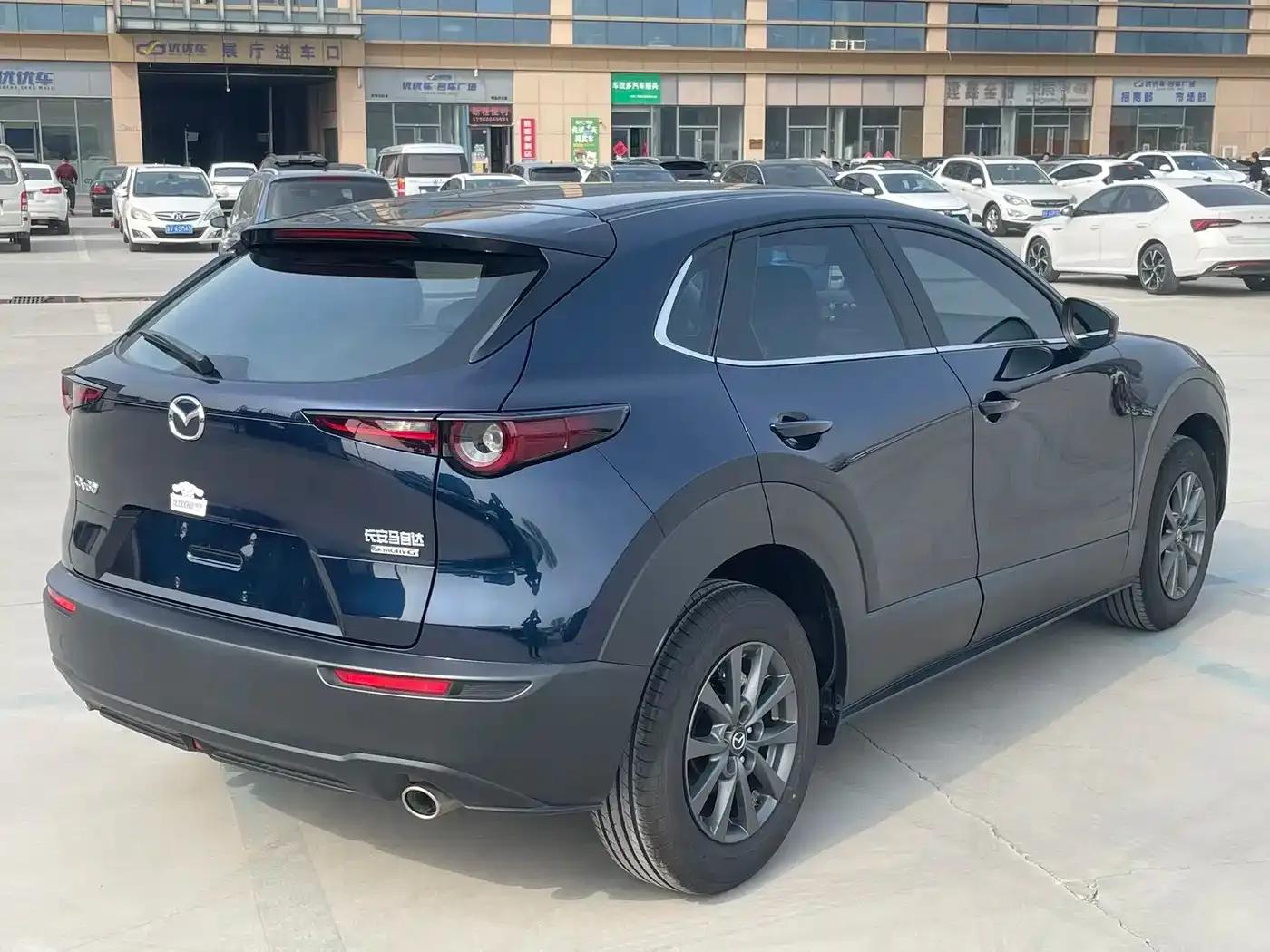 Mazda CX-30 2022 2.0L Automatic Premium Edition — миниатюра 3