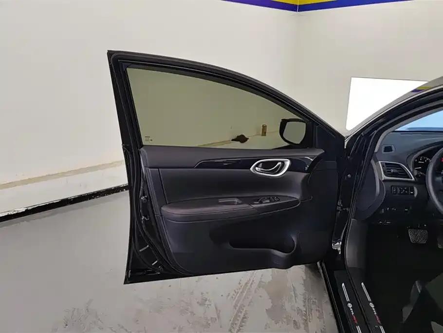 Nissan Sylphy 2024 Facelift III Classic 1.6XE CVT Comfort Edition — миниатюра 7
