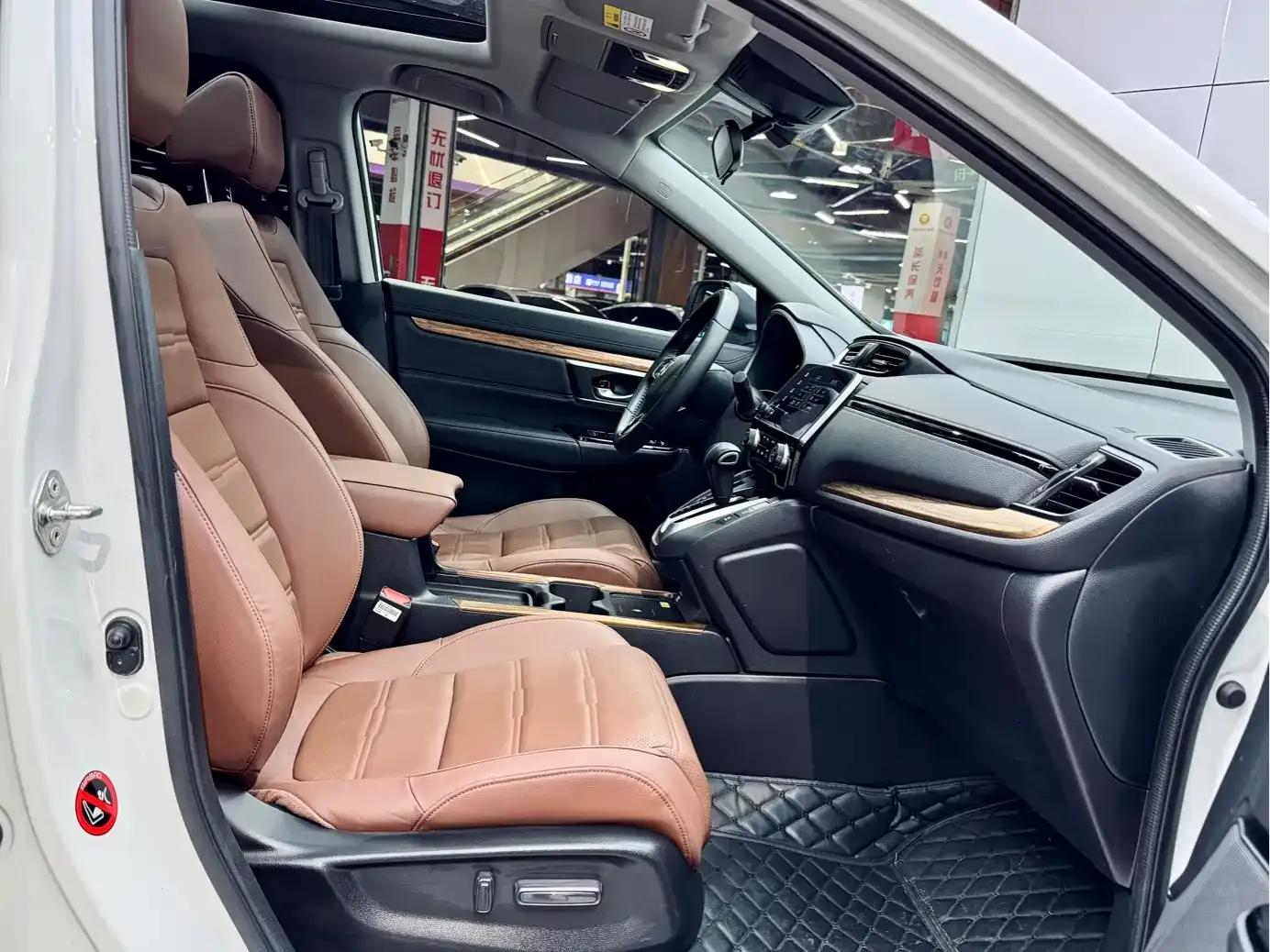 Honda CR-V 2021 240TURBO CVT 2WD Fashion Edition — миниатюра 17