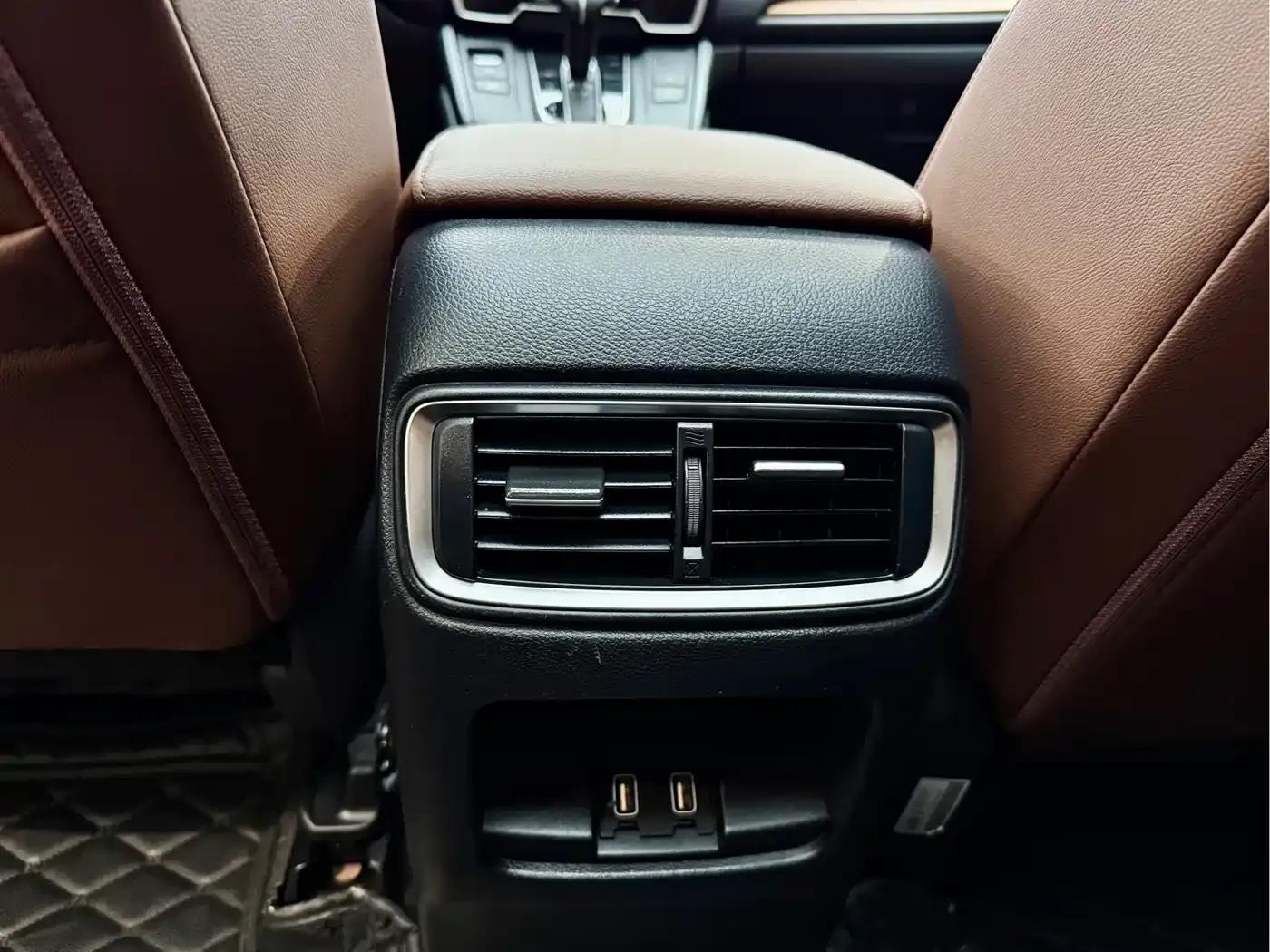 Honda CR-V 2021 240TURBO CVT 2WD Fashion Edition — миниатюра 18
