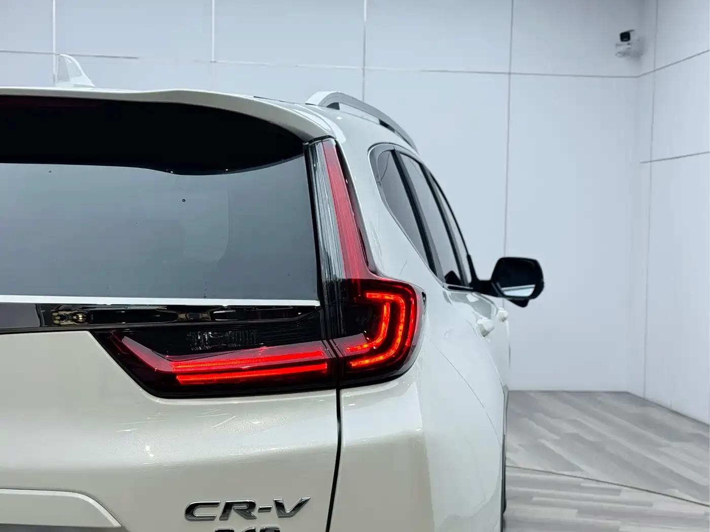 Honda CR-V 2021 240TURBO CVT 2WD Fashion Edition — миниатюра 28