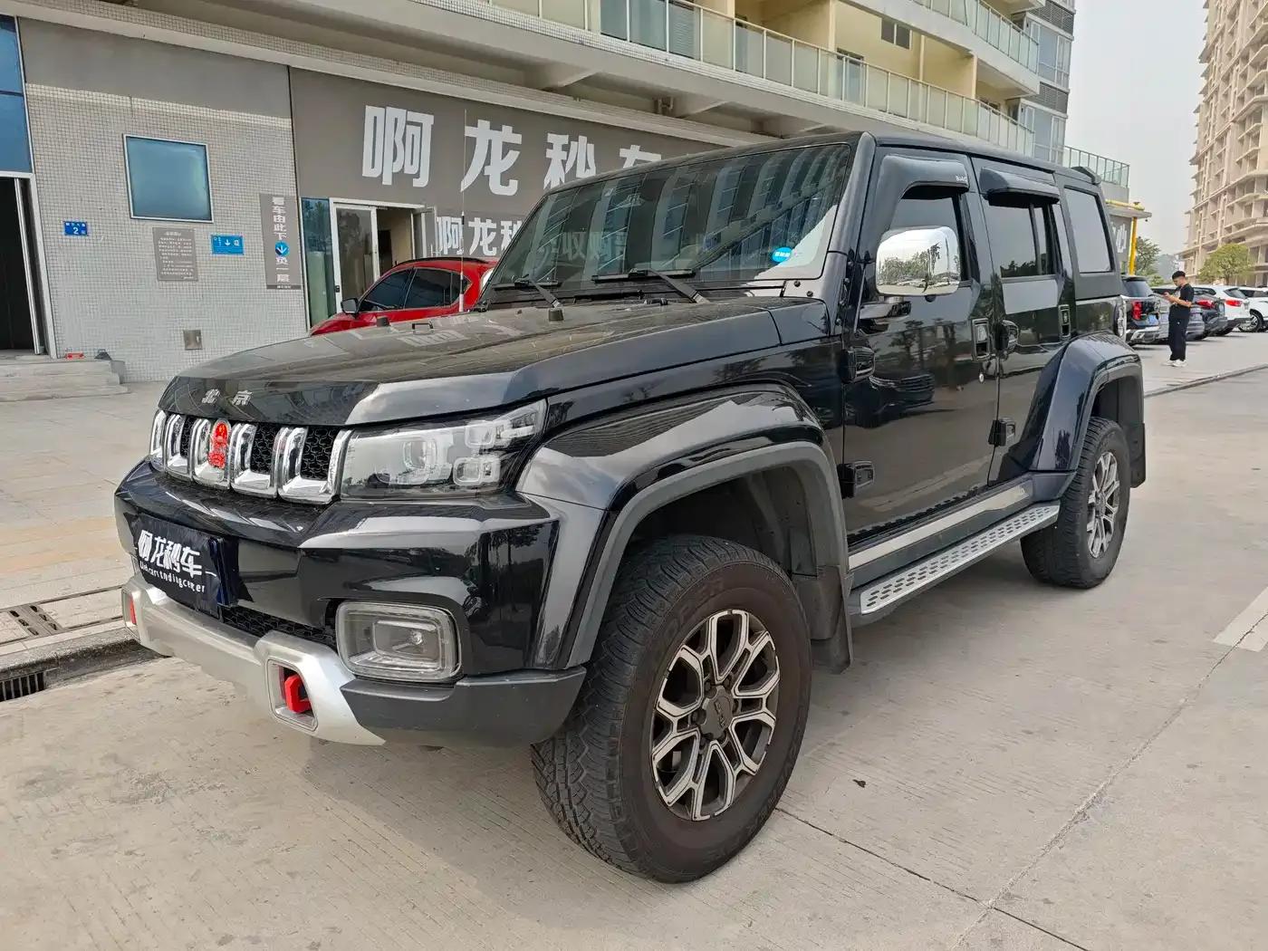 Beijing BJ40 2023 2.0T Automatic 4WD City Hunter Edition (Hero Model) — миниатюра 1