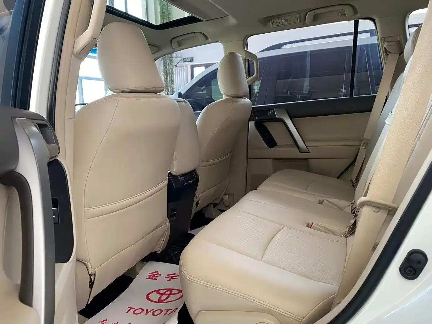 2019 Prado (Imported) 4.0L Automatic — миниатюра 7