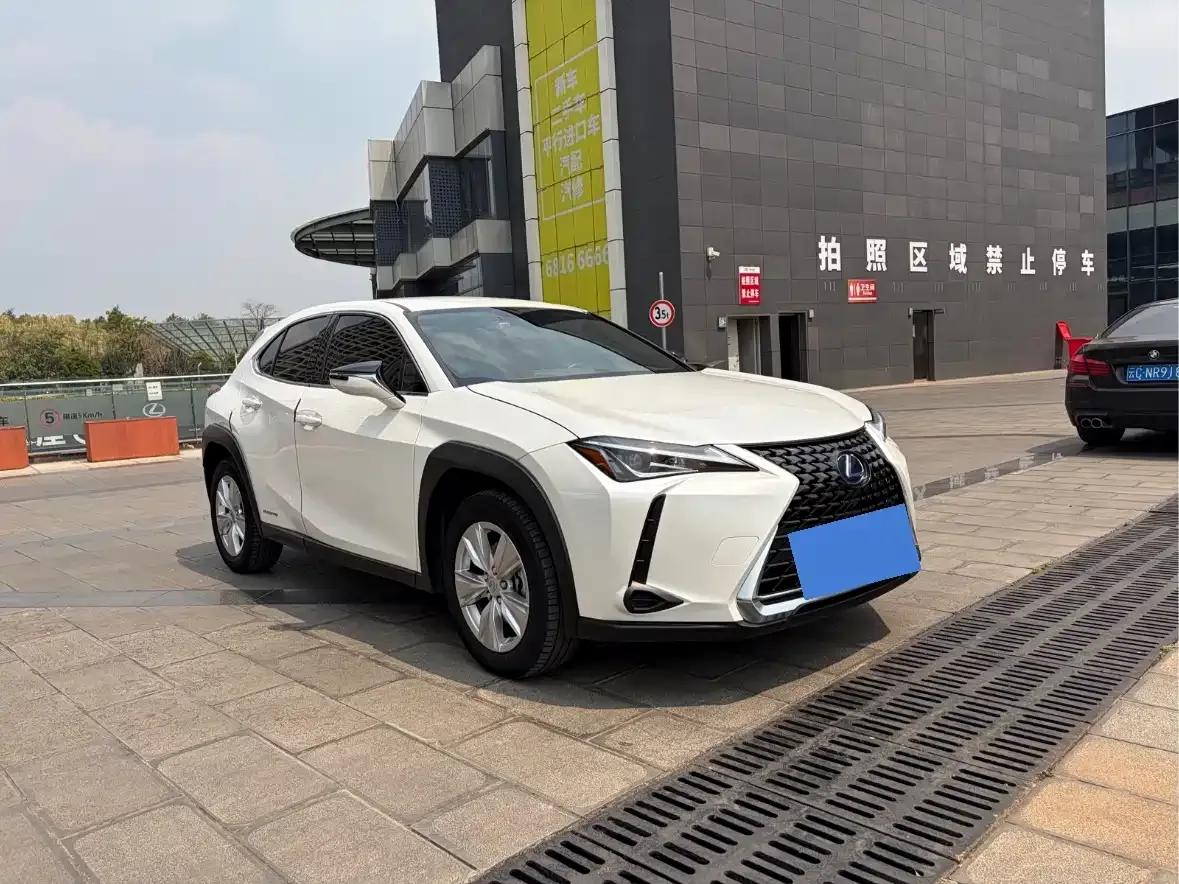 Lexus UX 2022 260h Explorer Edition — миниатюра 4