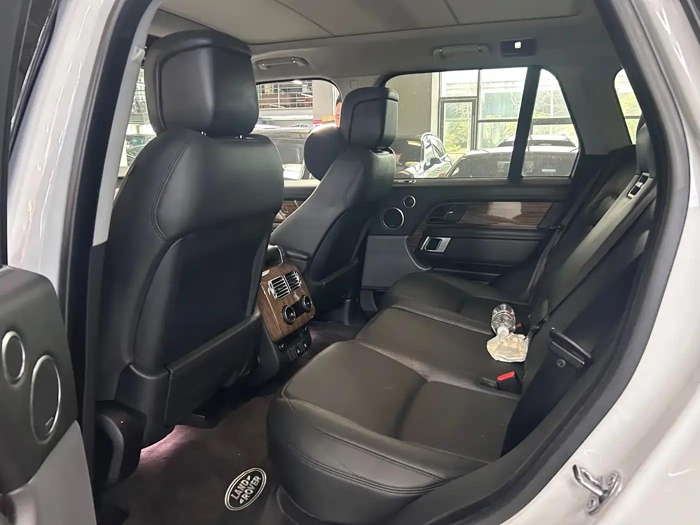 Range Rover 2019 3.0 SCV6 Legendary Edition — миниатюра 4