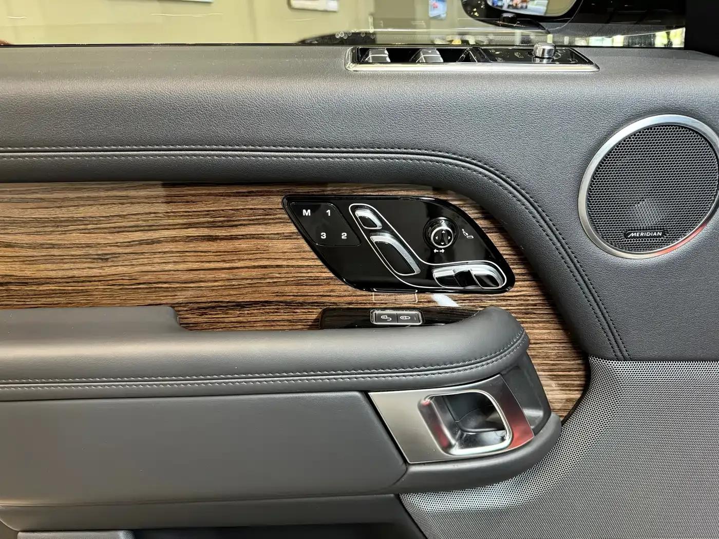Range Rover 2019 3.0 SC V6 Legendary Long Wheelbase — миниатюра 9