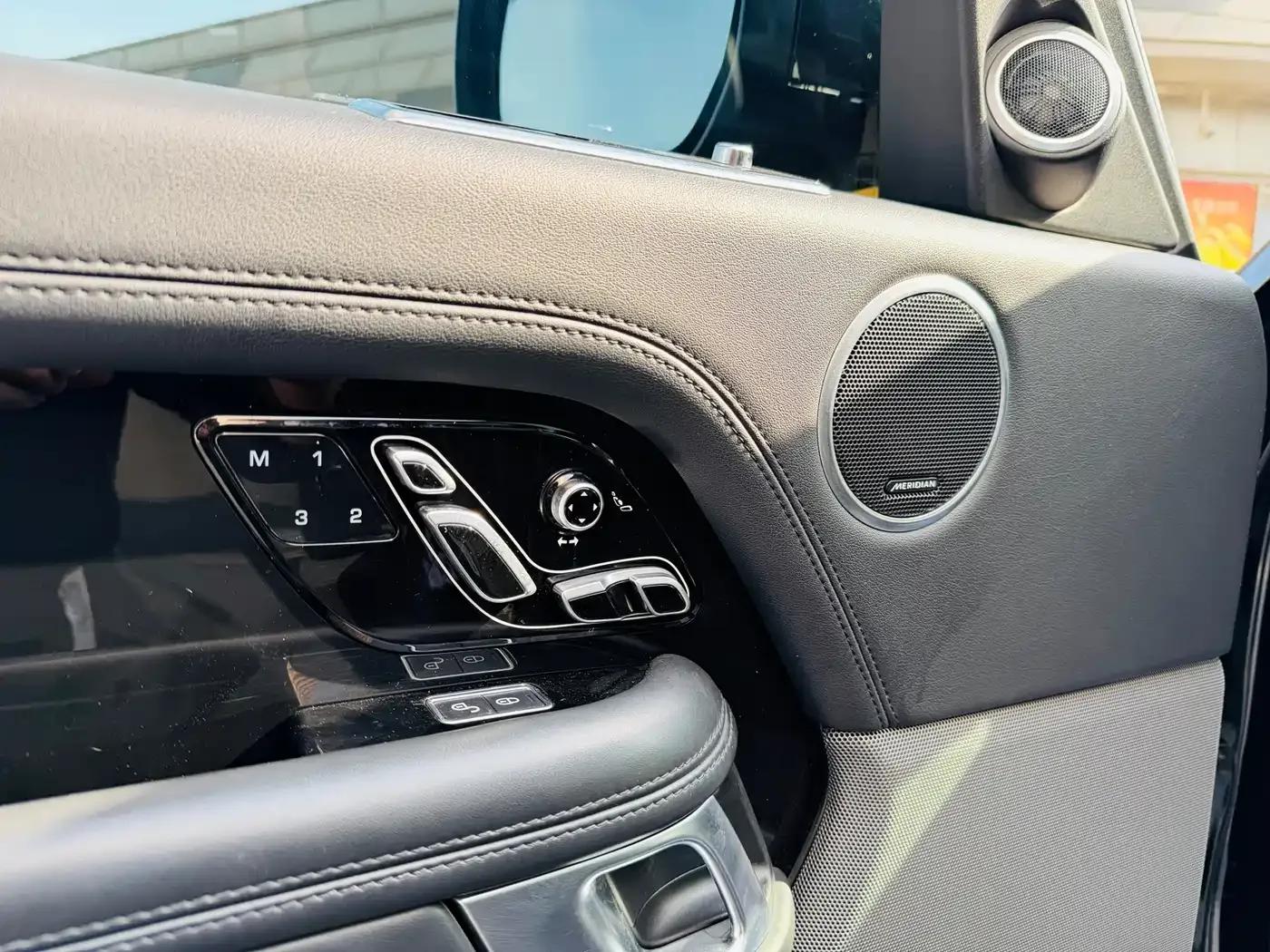 2018 Range Rover 3.0T US Spec — миниатюра 8
