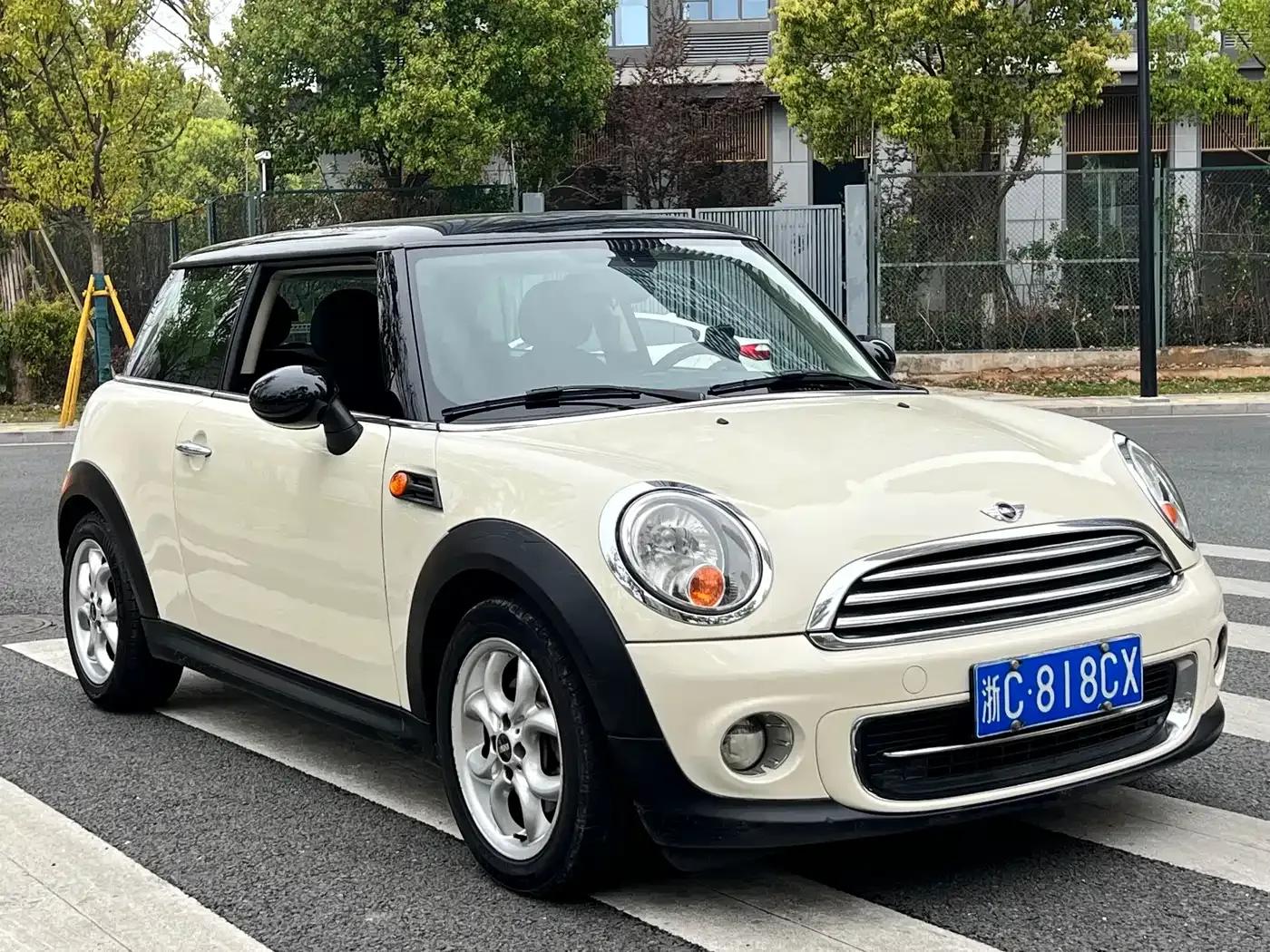 MINI 2012 1.6L COOPER Baker Street — миниатюра 3