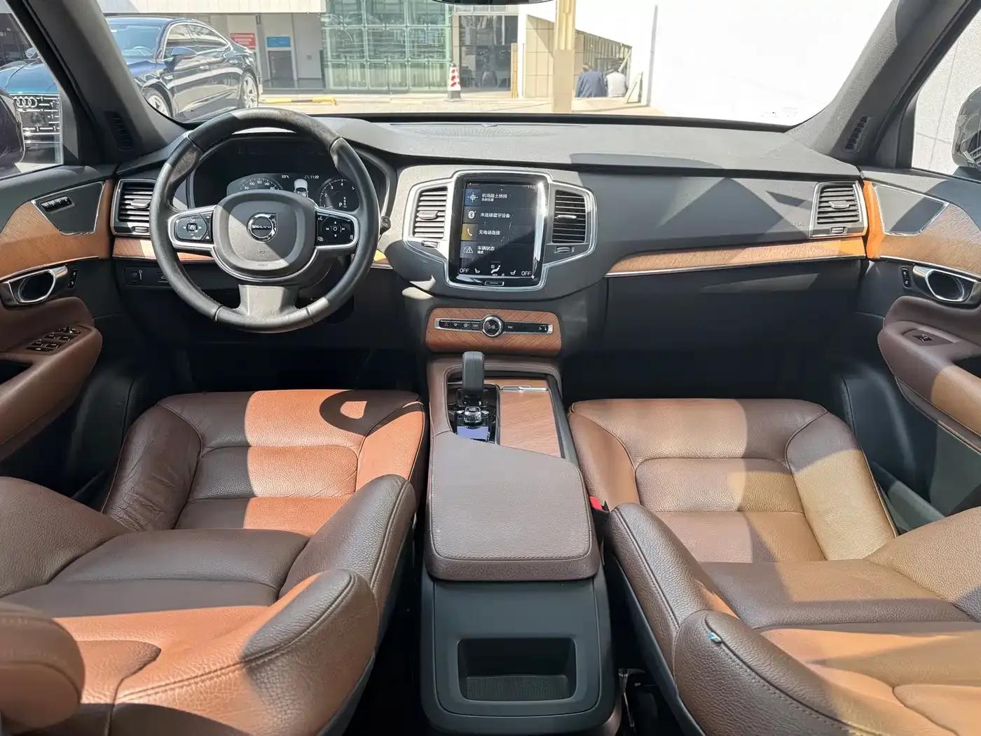 2022 Volvo XC90 B5 Smart Luxury Edition 5-seater — миниатюра 18