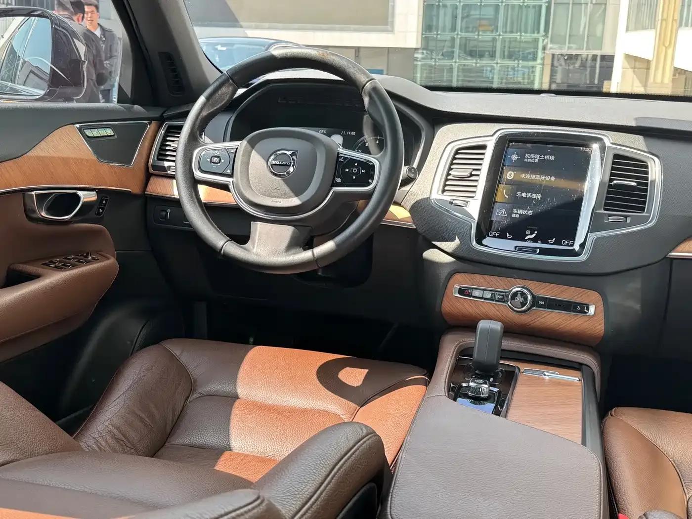 2022 Volvo XC90 B5 Smart Luxury Edition 5-seater — миниатюра 19