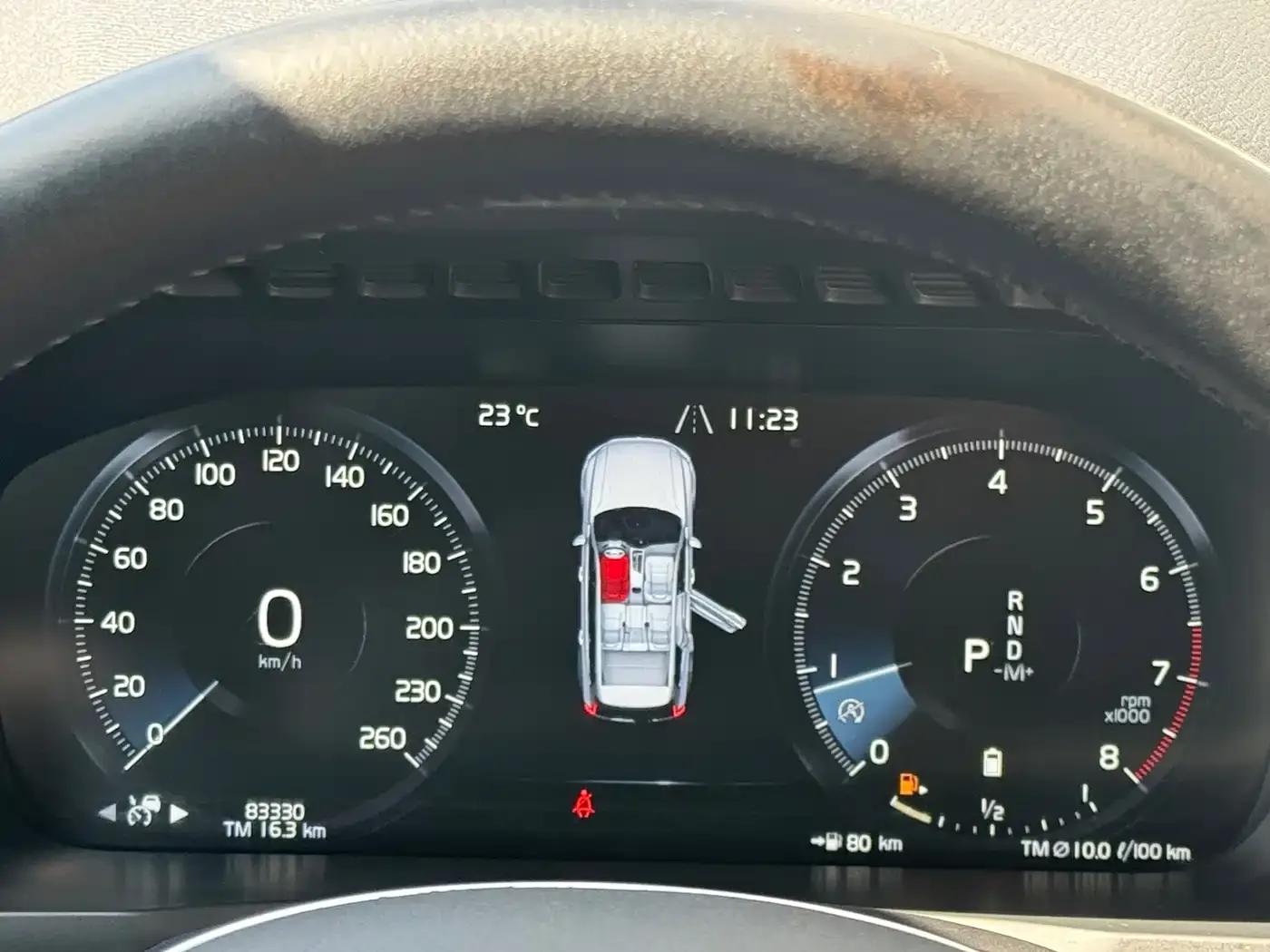 2022 Volvo XC90 B5 Smart Luxury Edition 5-seater — миниатюра 22