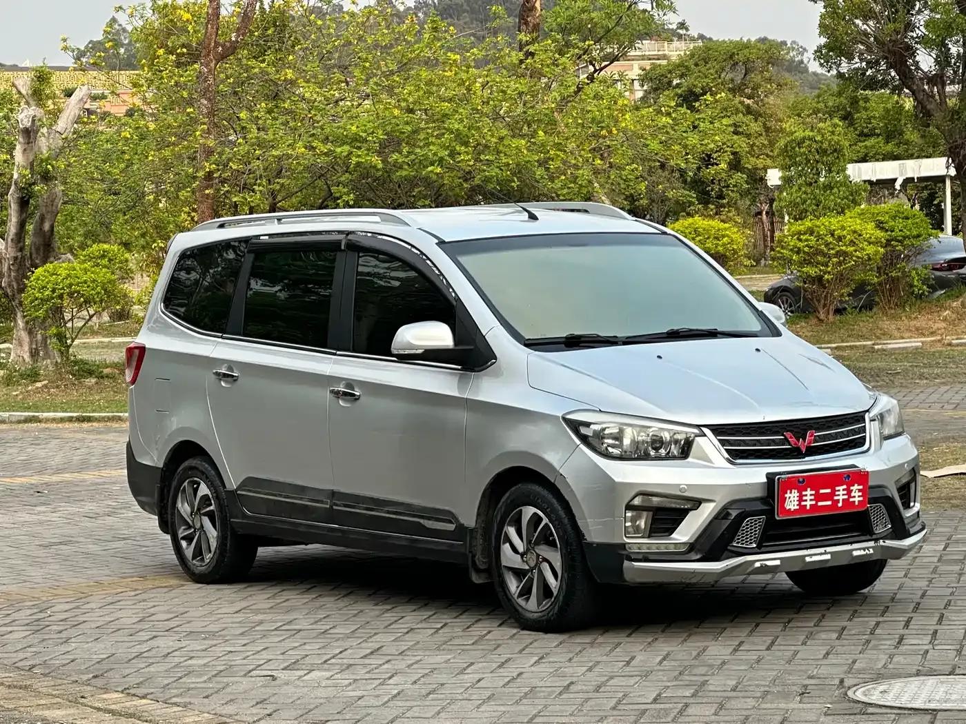 Wuling Hongguang 2016 1.5L S1 Premium Edition (National V Emission Standard) — миниатюра 3