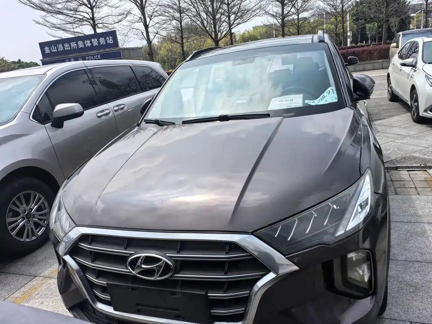 Tucson 2019 280TGDi Dual-Clutch Two-Wheel Drive Fashion Edition (National V Emission Standard) — миниатюра 2