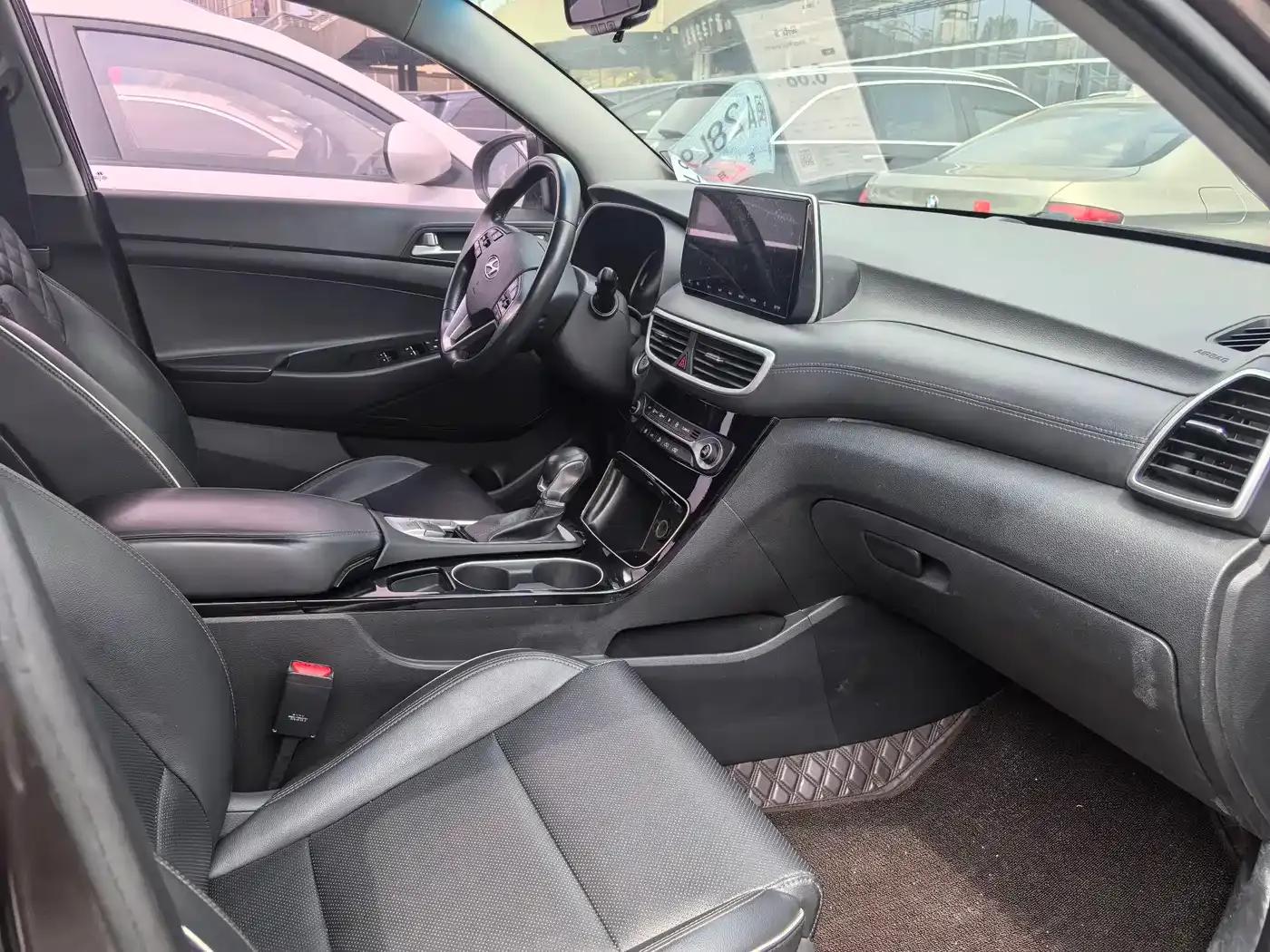 Tucson 2019 280TGDi Dual-Clutch Two-Wheel Drive Fashion Edition (National V Emission Standard) — миниатюра 4
