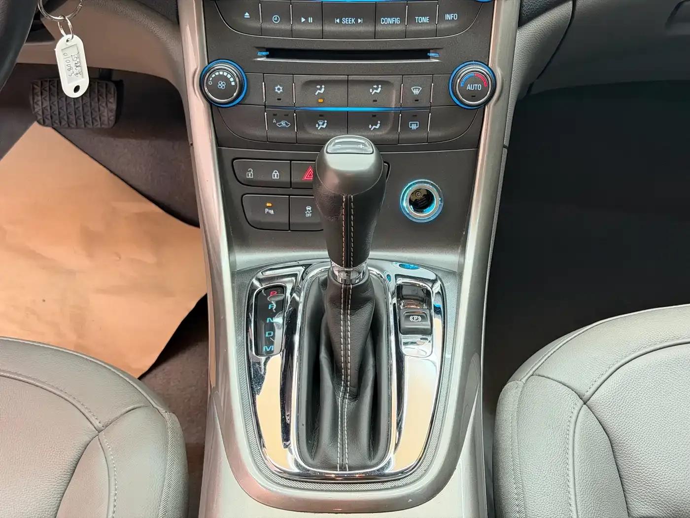 2014 Chevrolet Malibu 2.0L Automatic Luxury Edition — миниатюра 18