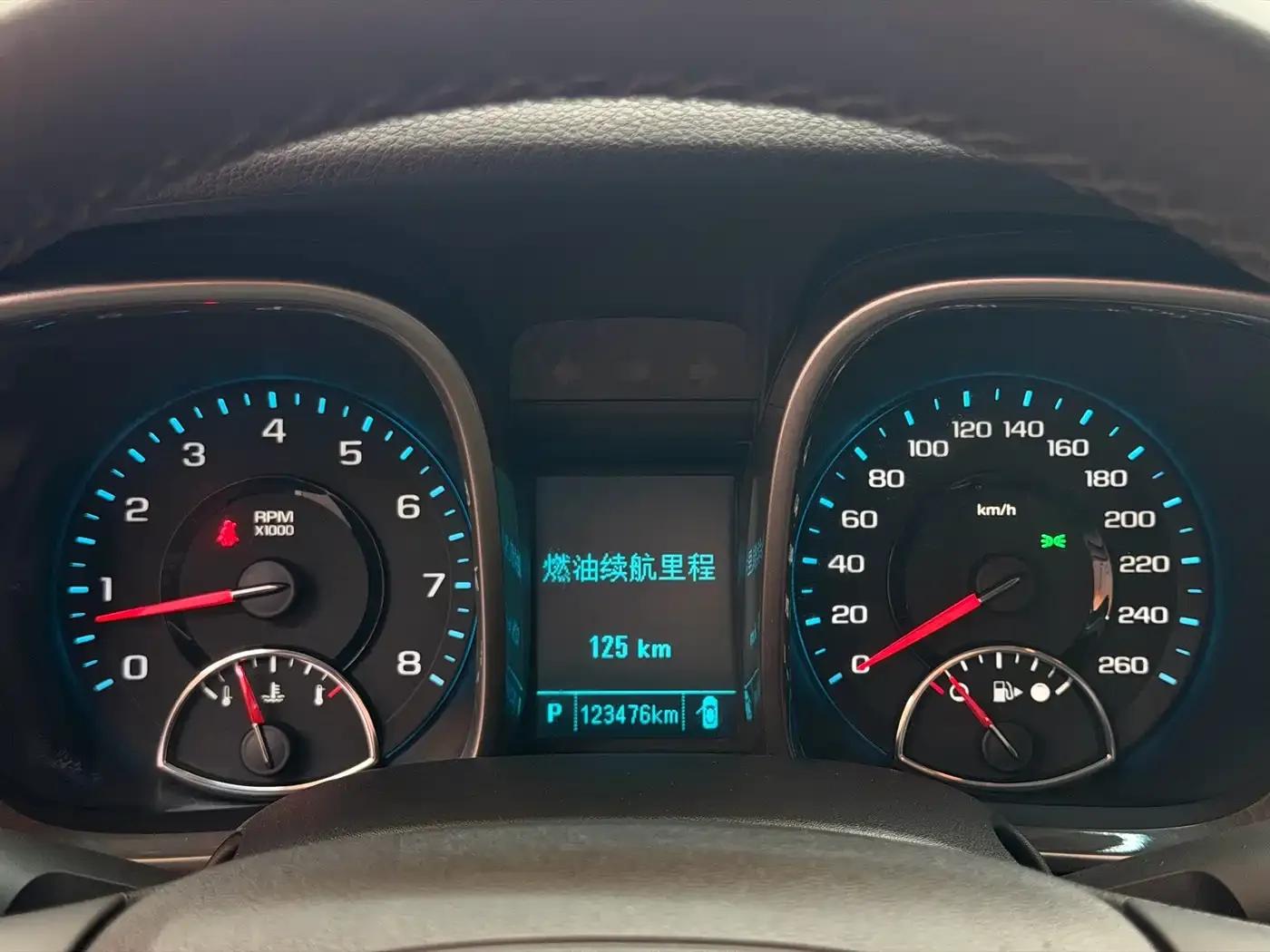 2014 Chevrolet Malibu 2.0L Automatic Luxury Edition — миниатюра 21