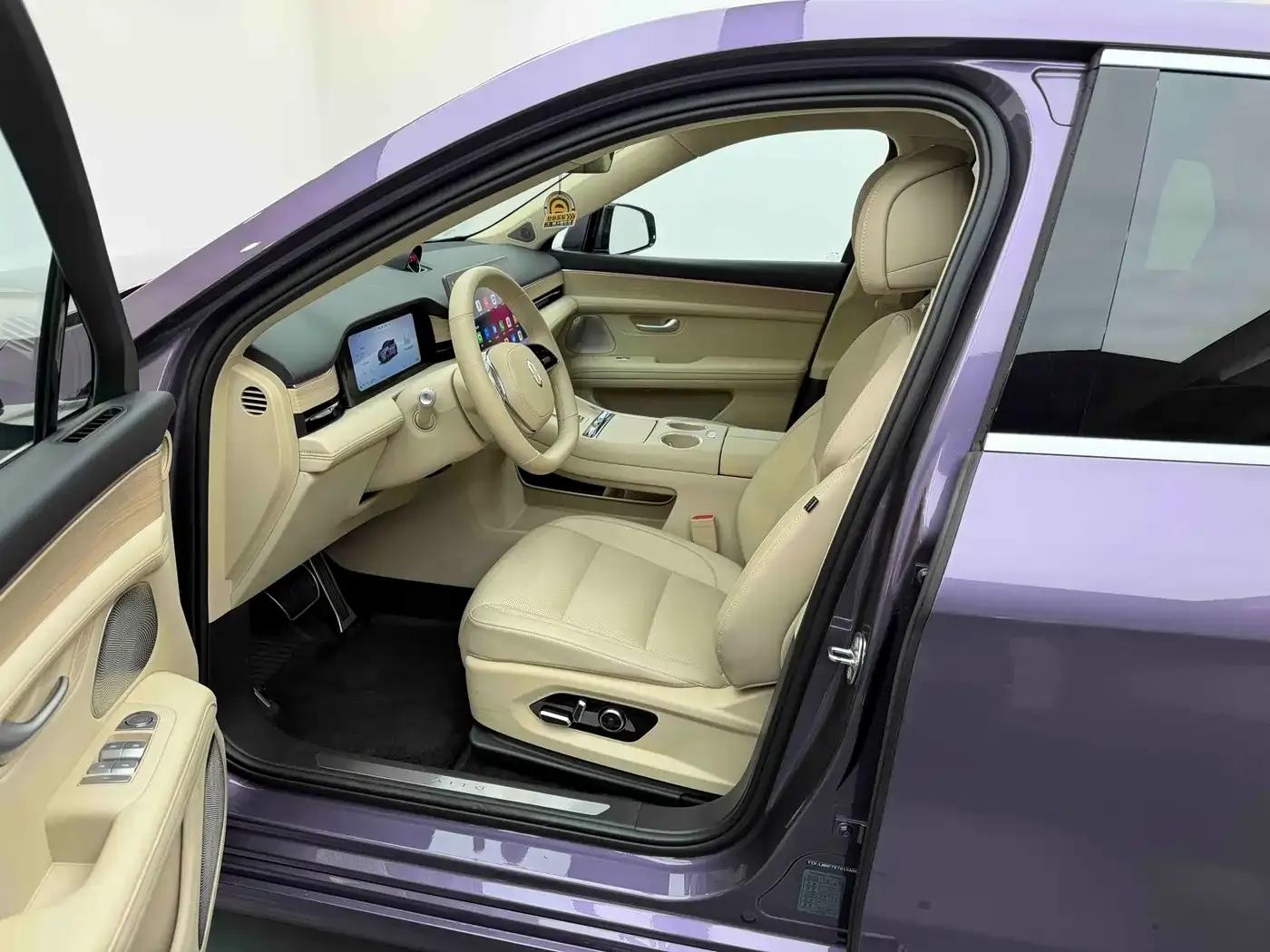 Wenjie M5 2025 Extended Range Ultra 4WD — миниатюра 9