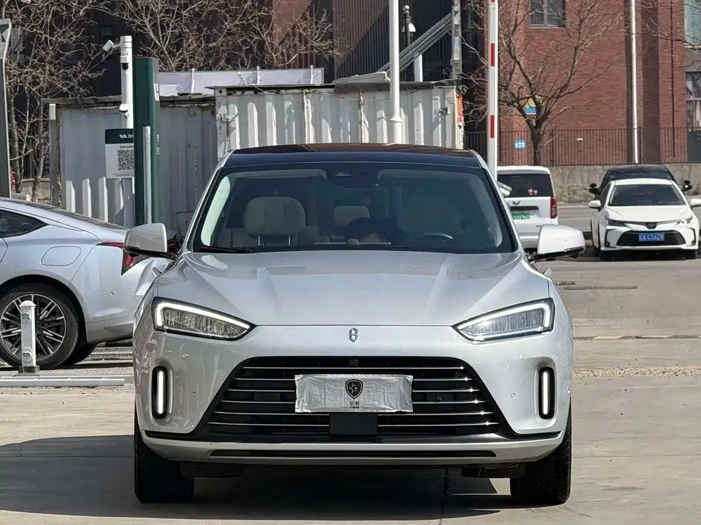 Wenjie M5 2022 Extended Range 4WD Ultimate Edition — миниатюра 2