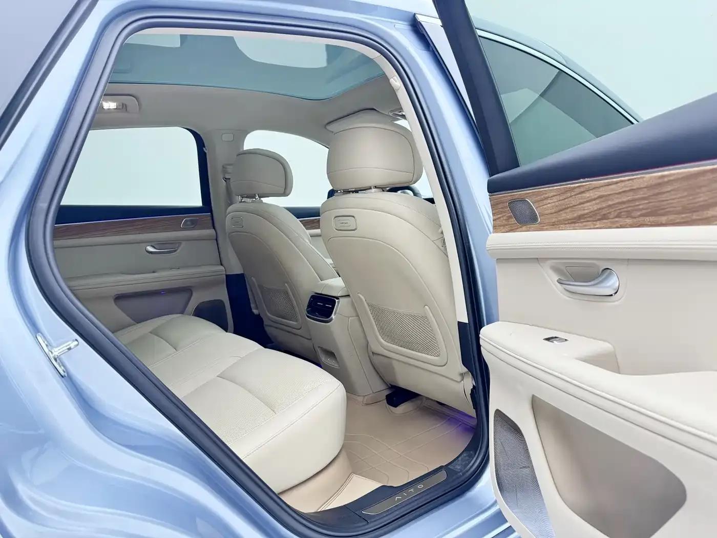 Wenjie M5 2023 Range Extended Rear-Wheel Drive Intelligent Driving Edition — миниатюра 7