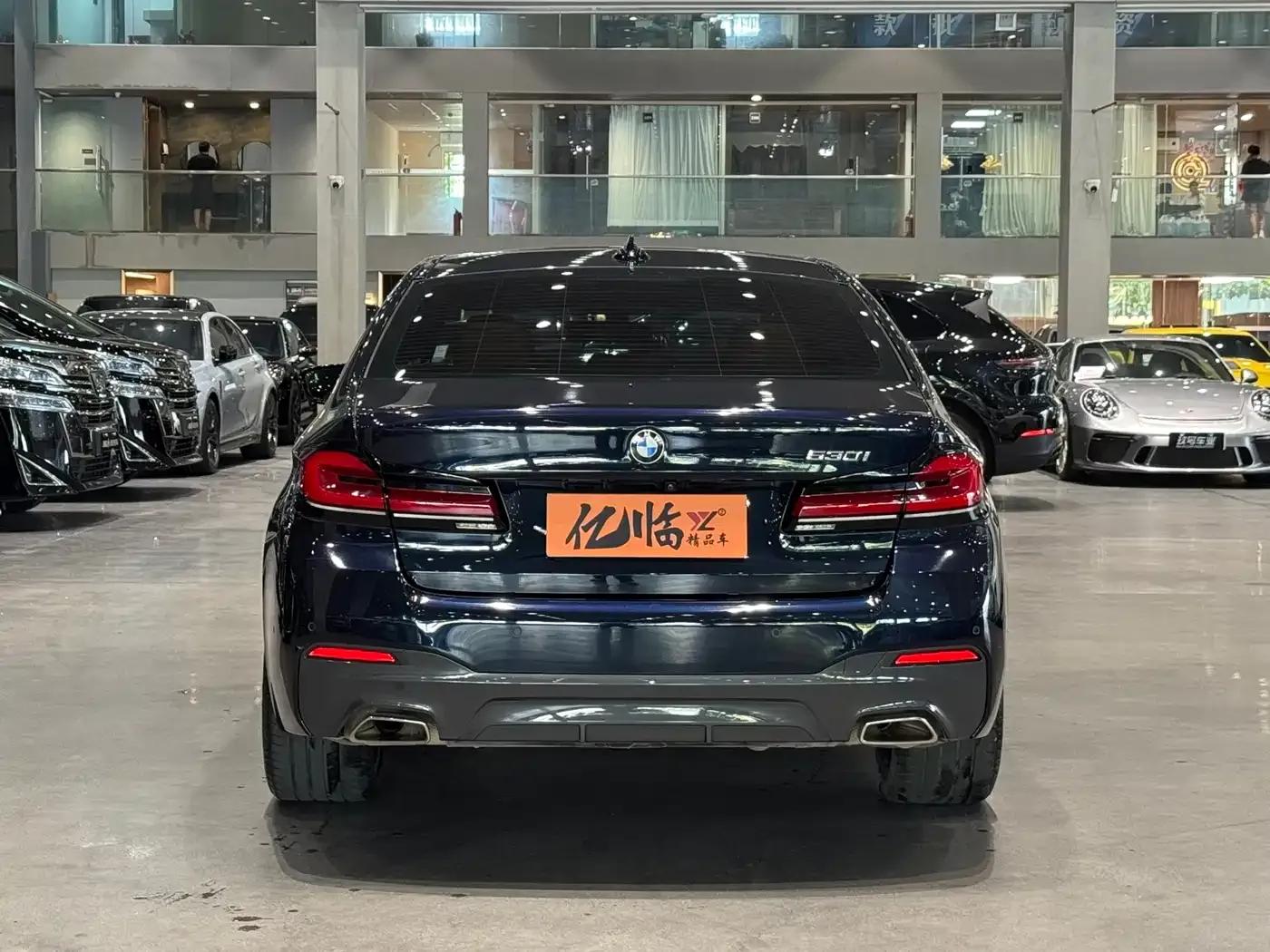 2022 BMW 5 Series Imported Model 530i M Sport Package — миниатюра 14