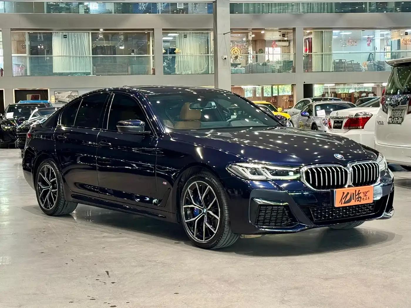 2022 BMW 5 Series Imported Model 530i M Sport Package — миниатюра 3