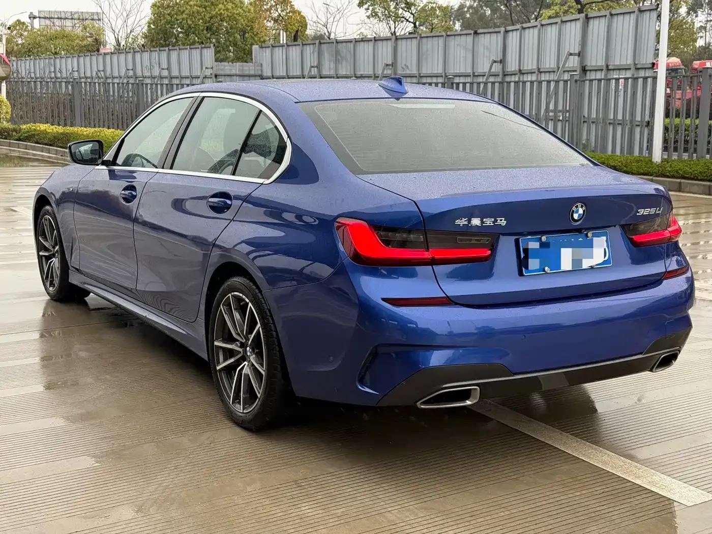 2020 BMW 3 Series 325Li M Sport Package — миниатюра 4