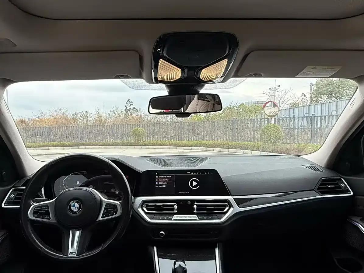 2020 BMW 3 Series 325Li M Sport Package — миниатюра 9