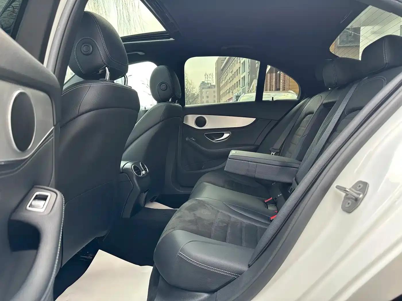 2018 Mercedes-Benz C-Class C 200 Sport Edition — миниатюра 20