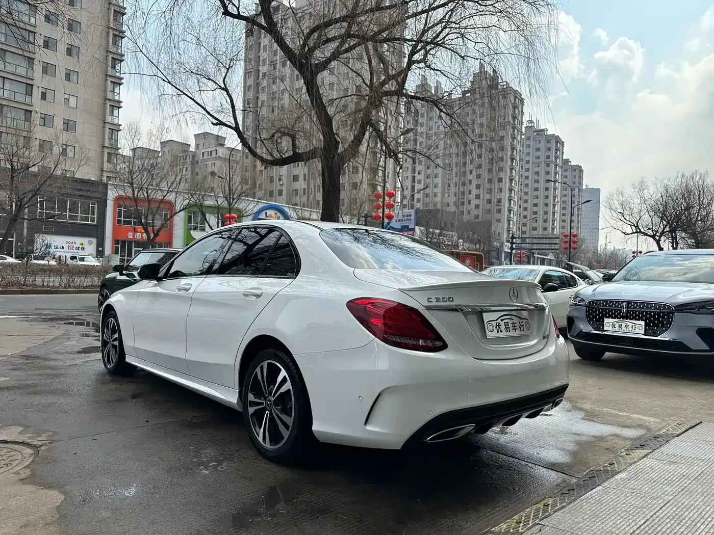 2018 Mercedes-Benz C-Class C 200 Sport Edition — миниатюра 3