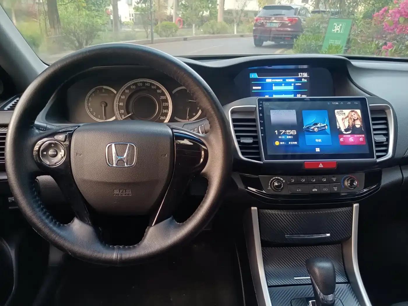 2016 Honda Accord 2.0L Comfort Edition — миниатюра 15