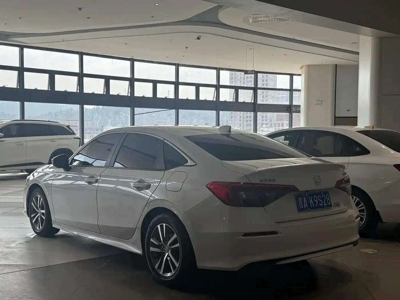 2022 Civic 240TURBO CVT Sporty Edition — миниатюра 5