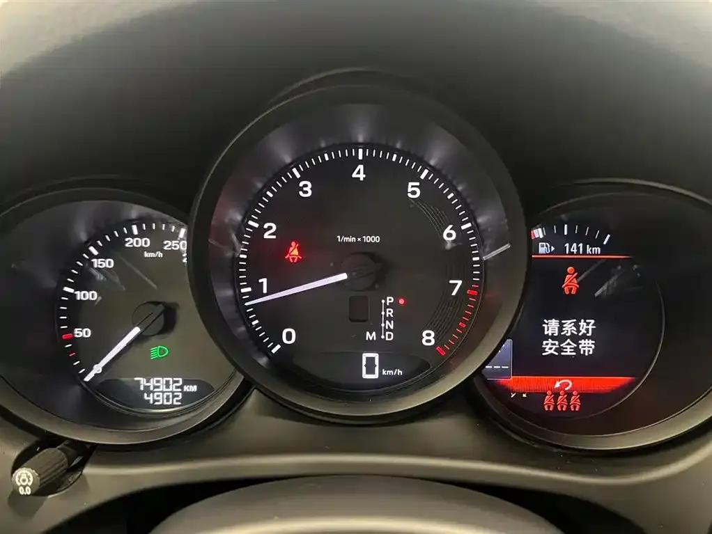 2022 Macan 2.0T — миниатюра 13