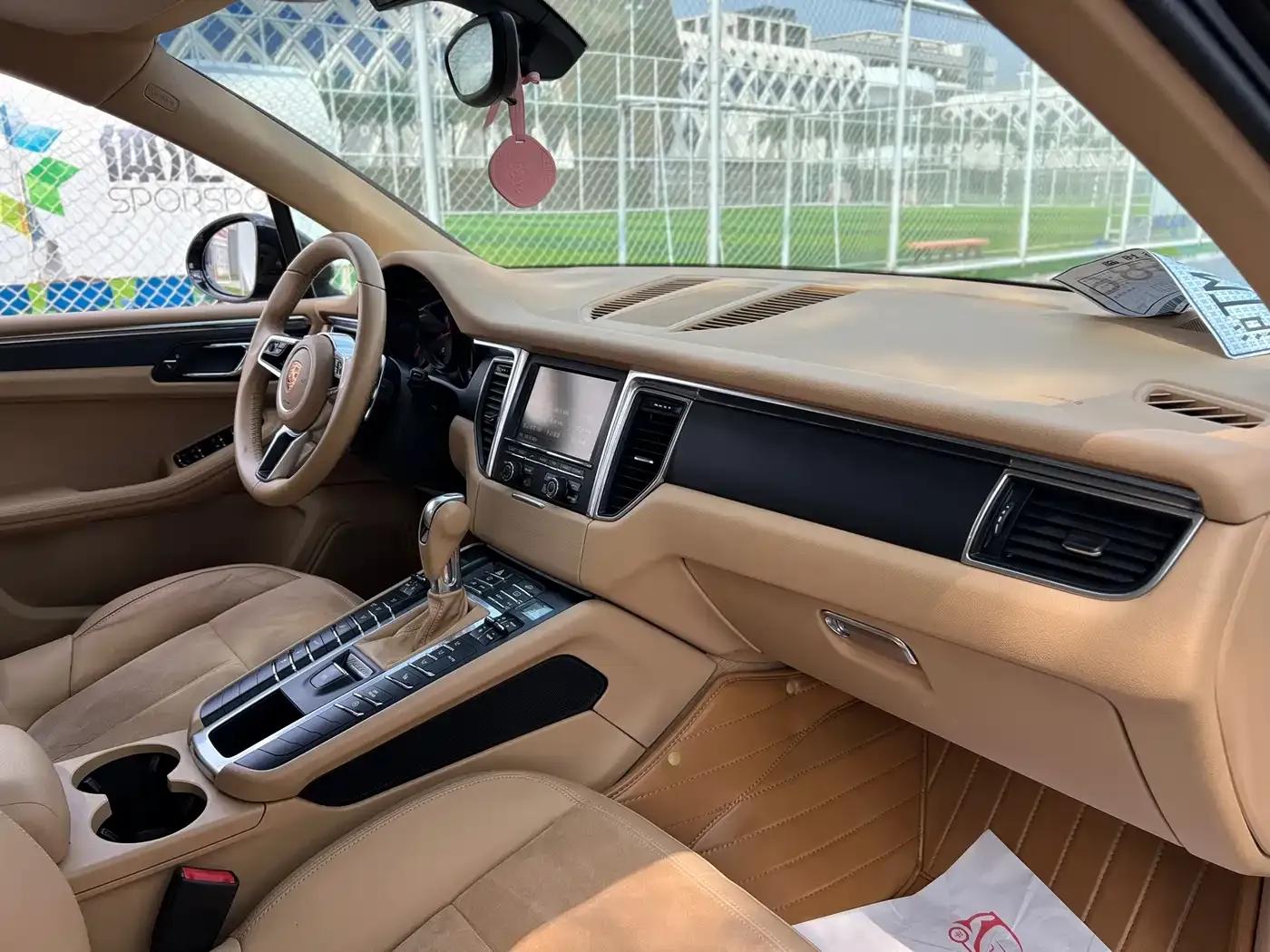 2014 Macan 2.0T — миниатюра 11