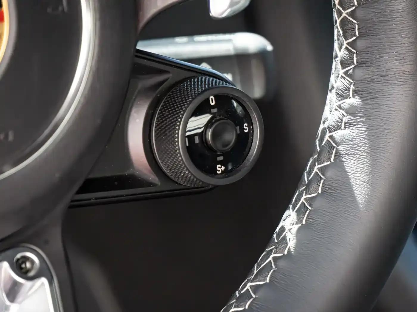 Porsche 718 Cayman 2016 2.0T — миниатюра 12