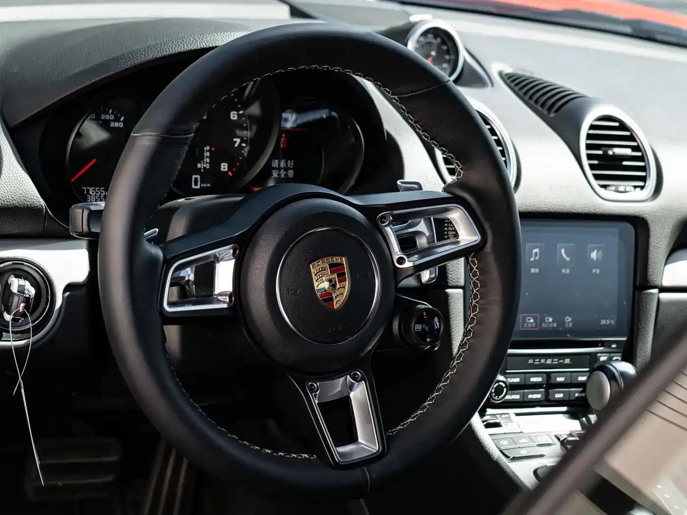 Porsche 718 Cayman 2016 2.0T — миниатюра 22